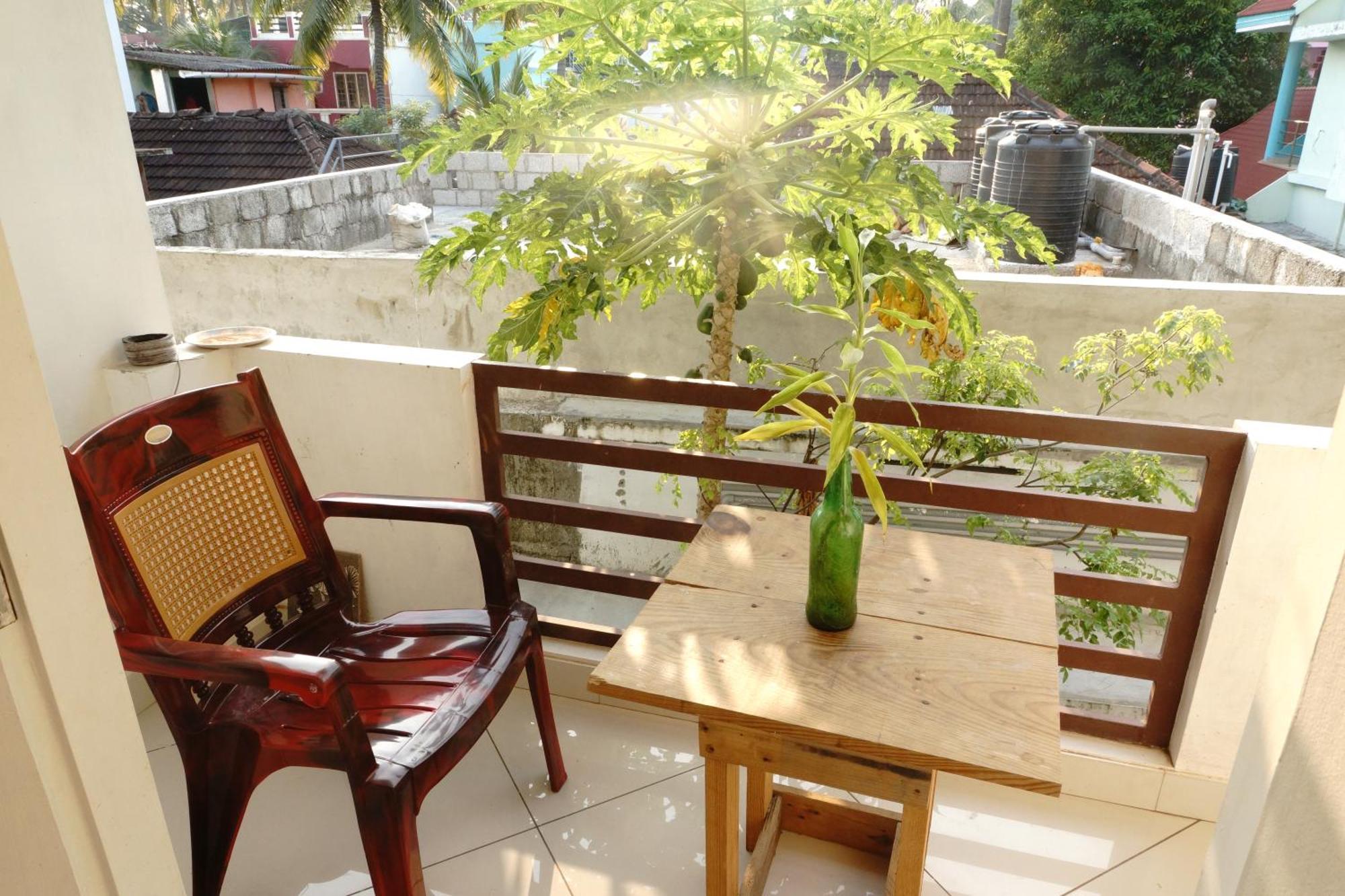 Nest Apartment Kochi Екстериор снимка